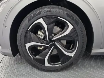 2024 Kia EV6 с пробегом 56 107 км