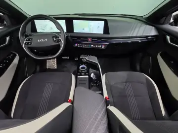 2024 Kia EV6 с пробегом 56 107 км