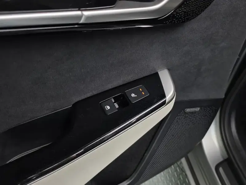 2024 Kia EV6 с пробегом 56 107 км