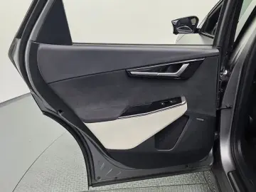 2024 Kia EV6 с пробегом 56 107 км