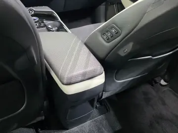 2024 Kia EV6 с пробегом 56 107 км