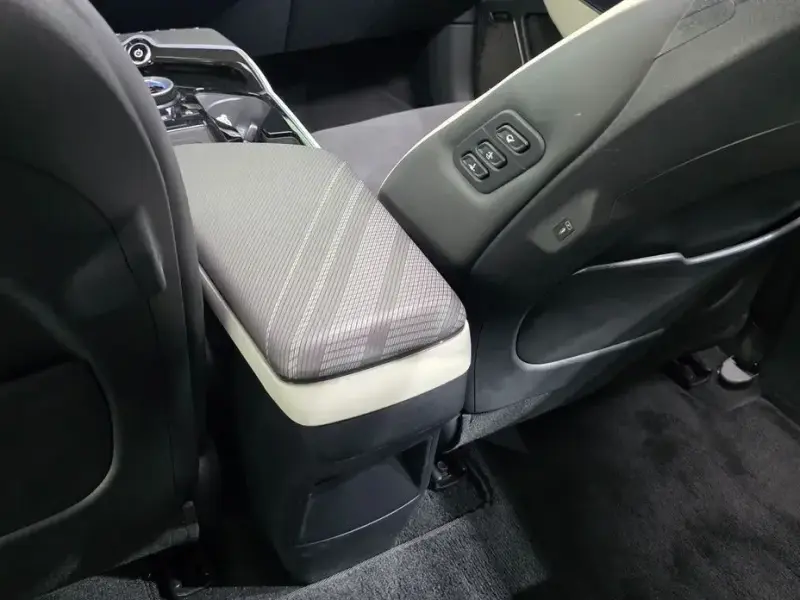 2024 Kia EV6 с пробегом 56 107 км