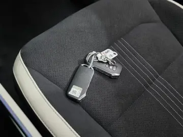 2024 Kia EV6 с пробегом 56 107 км