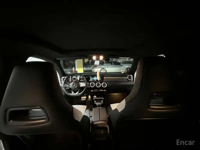 2021 Mercedes-Benz CLA с пробегом 38 400 км