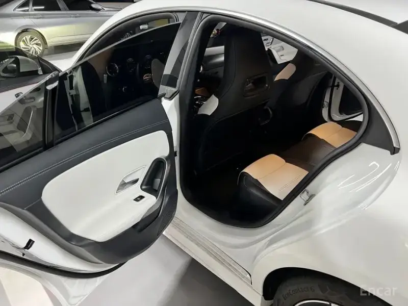 2021 Mercedes-Benz CLA с пробегом 38 400 км