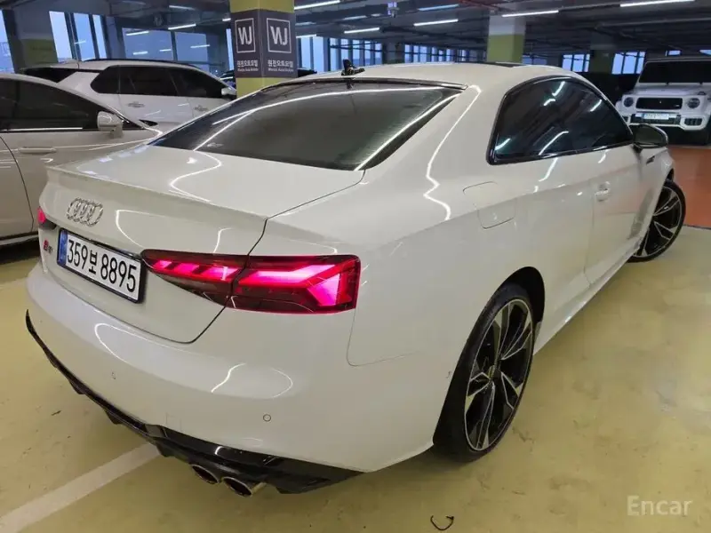 2023 Audi S5 с пробегом 46 000 км