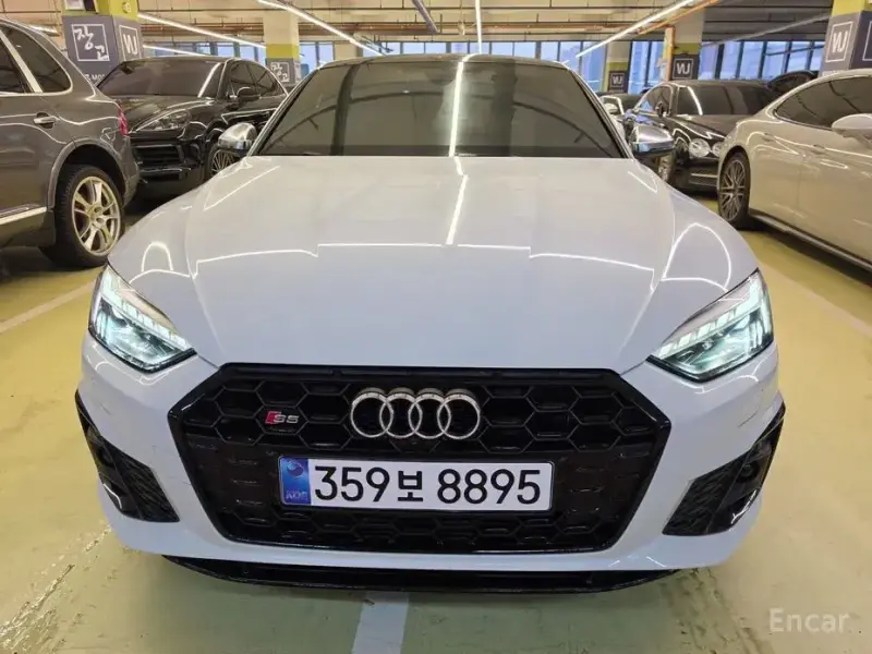 2023 Audi S5 с пробегом 46 000 км