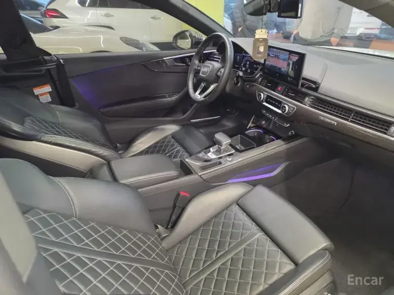 2023 Audi S5 с пробегом 46 000 км