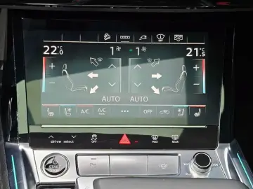 2021 Audi e-tron с пробегом 129 194 км