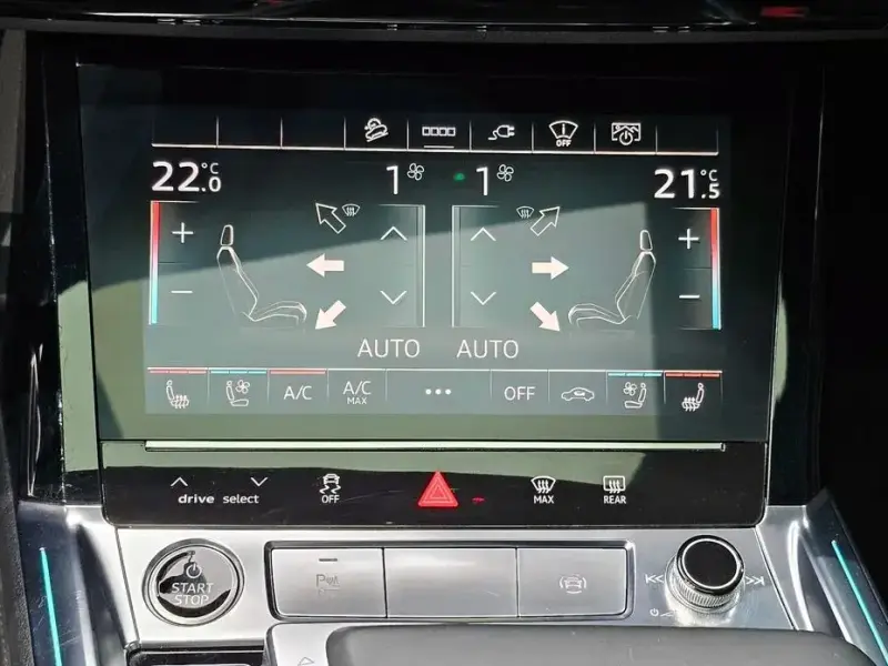 2021 Audi e-tron с пробегом 129 194 км