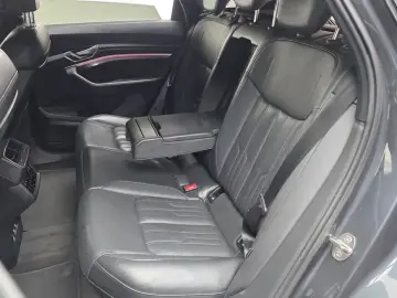 2020 Audi e-tron с пробегом 46 970 км