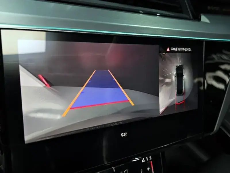 2021 Audi e-tron с пробегом 129 194 км