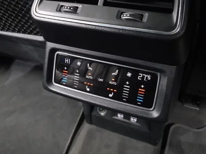 2020 Audi e-tron с пробегом 46 970 км