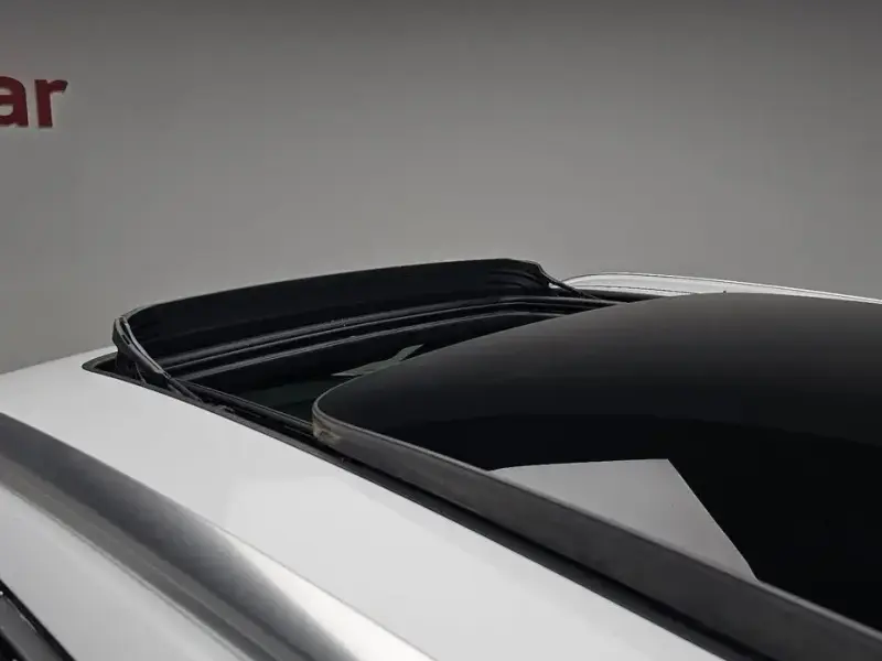 2020 Audi e-tron с пробегом 65 403 км
