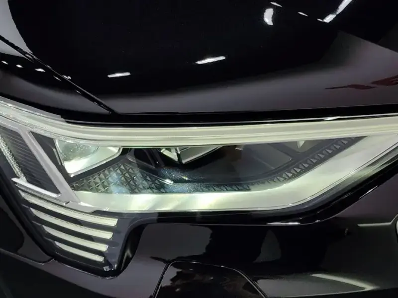 2023 Audi e-tron с пробегом 13 356 км