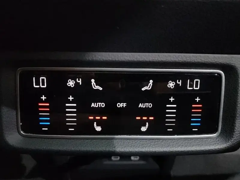2023 Audi e-tron с пробегом 13 356 км
