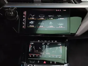 2023 Audi e-tron с пробегом 13 356 км