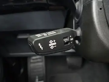 2020 Audi e-tron с пробегом 65 403 км