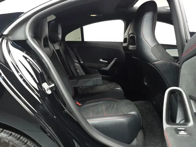 2024 Mercedes-Benz CLA с пробегом 13 997 км