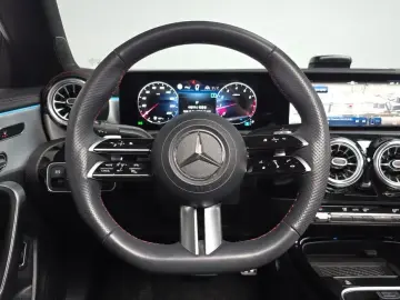 2024 Mercedes-Benz CLA с пробегом 13 997 км