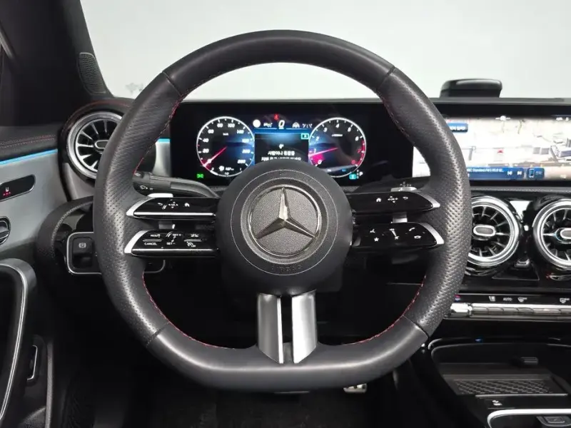 2024 Mercedes-Benz CLA с пробегом 13 997 км