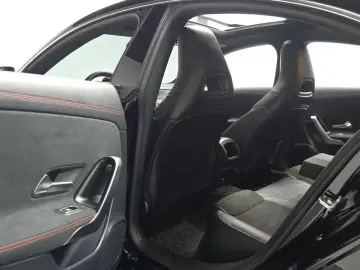 2024 Mercedes-Benz CLA с пробегом 13 997 км