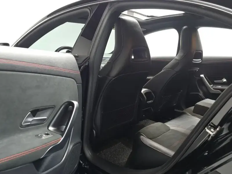 2024 Mercedes-Benz CLA с пробегом 13 997 км