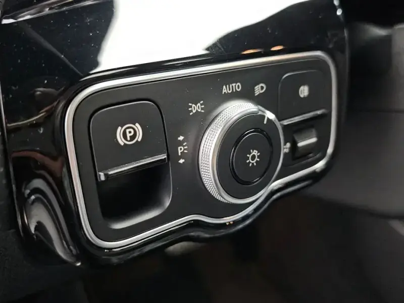 2023 Mercedes-Benz CLA с пробегом 24 107 км