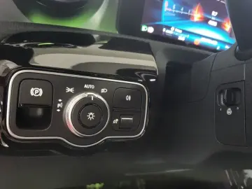2025 Mercedes-Benz CLA с пробегом 4 270 км
