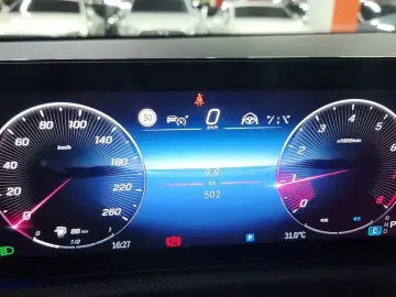 2025 Mercedes-Benz CLA с пробегом 502 км