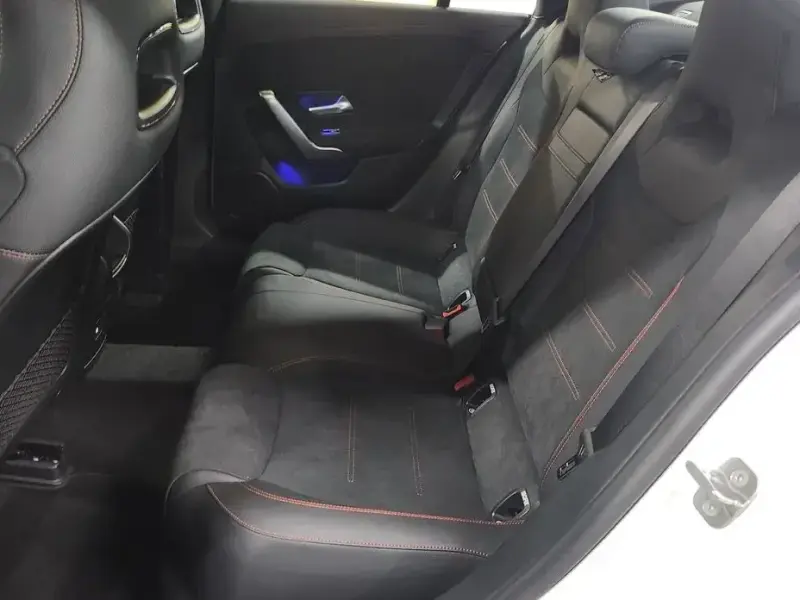 2025 Mercedes-Benz CLA с пробегом 502 км
