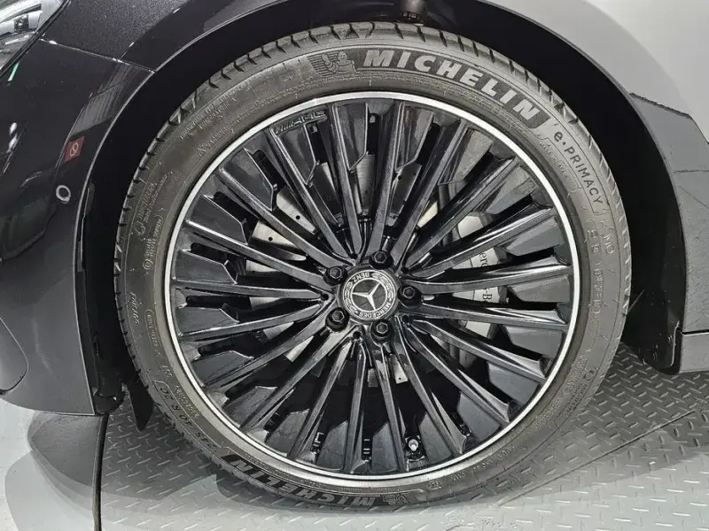 2025 Mercedes-Benz E-Класс с пробегом 3 258 км