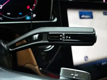 2025 Mercedes-Benz E-Класс с пробегом 3 258 км