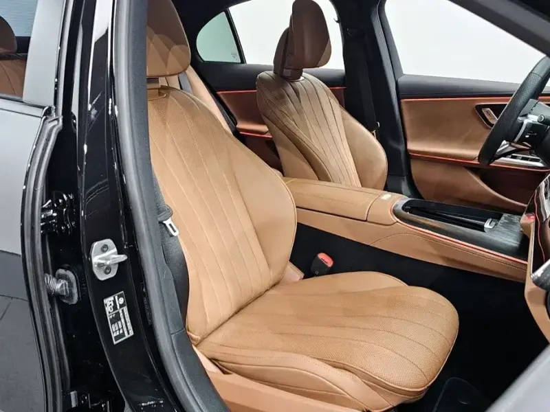 2025 Mercedes-Benz E-Класс с пробегом 3 258 км