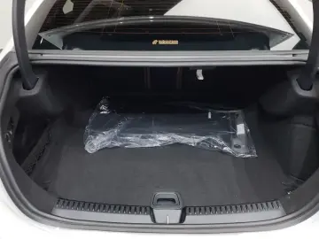 2025 Mercedes-Benz E-Класс с пробегом 12 238 км
