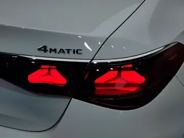 2025 Mercedes-Benz E-Класс с пробегом 12 238 км
