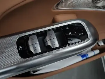 2025 Mercedes-Benz E-Класс с пробегом 12 238 км