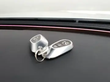 2025 Mercedes-Benz E-Класс с пробегом 12 238 км