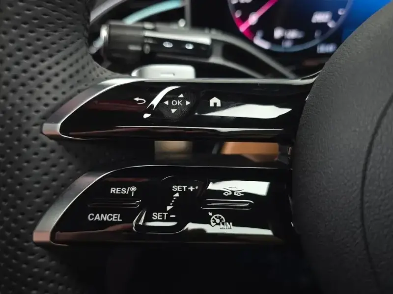 2026 Mercedes-Benz E-Класс с пробегом 4 532 км
