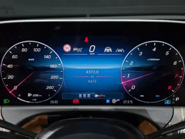 2025 Mercedes-Benz E-Класс с пробегом 4 373 км