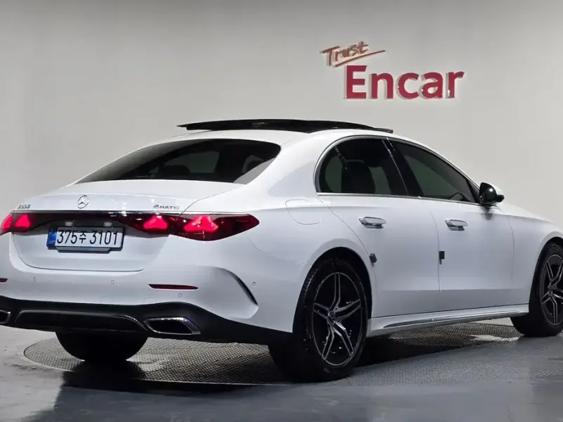 2025 Mercedes-Benz E-Класс с пробегом 2 165 км