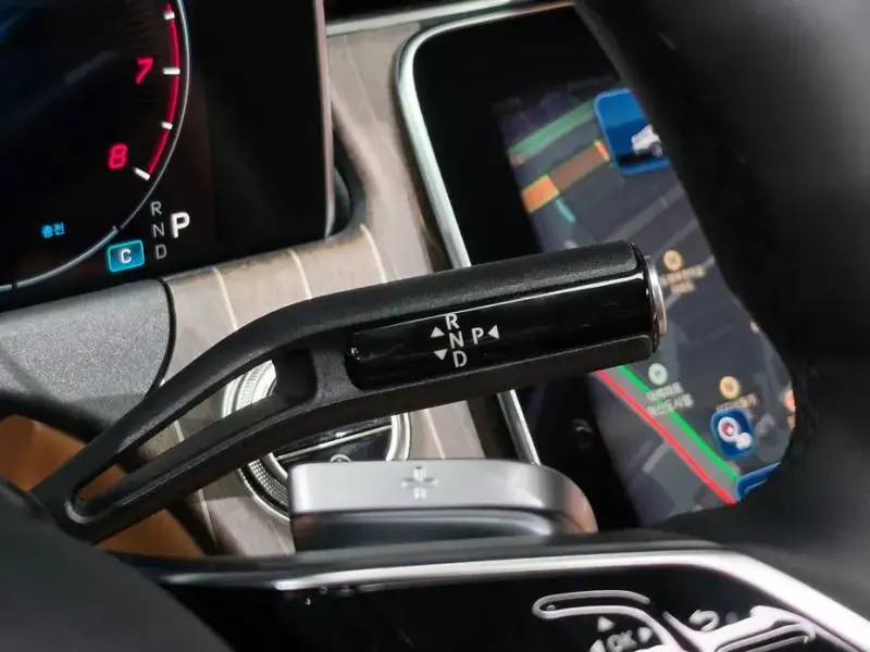 2025 Mercedes-Benz E-Класс с пробегом 4 373 км