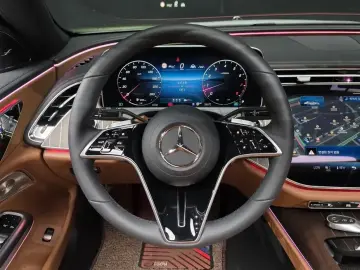 2025 Mercedes-Benz E-Класс с пробегом 4 373 км