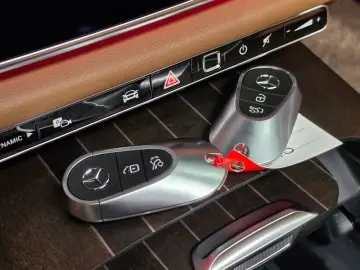 2025 Mercedes-Benz E-Класс с пробегом 4 373 км