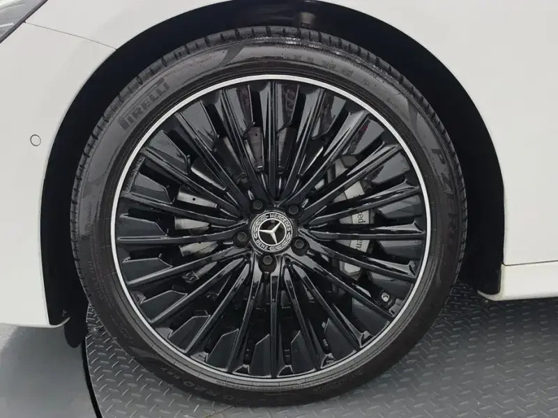 2024 Mercedes-Benz E-Класс с пробегом 43 084 км