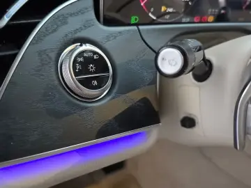 2026 Mercedes-Benz E-Класс с пробегом 21 374 км