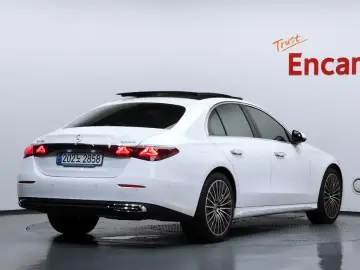 2024 Mercedes-Benz E-Класс с пробегом 12 514 км