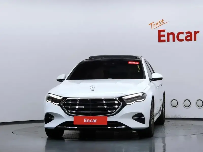 2024 Mercedes-Benz E-Класс с пробегом 12 514 км