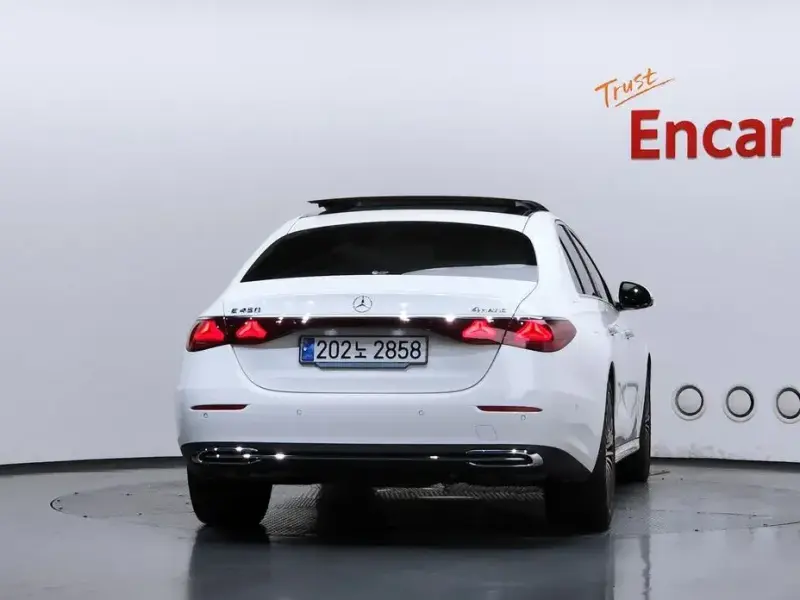 2024 Mercedes-Benz E-Класс с пробегом 12 514 км