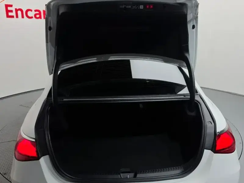 2024 Mercedes-Benz E-Класс с пробегом 43 084 км